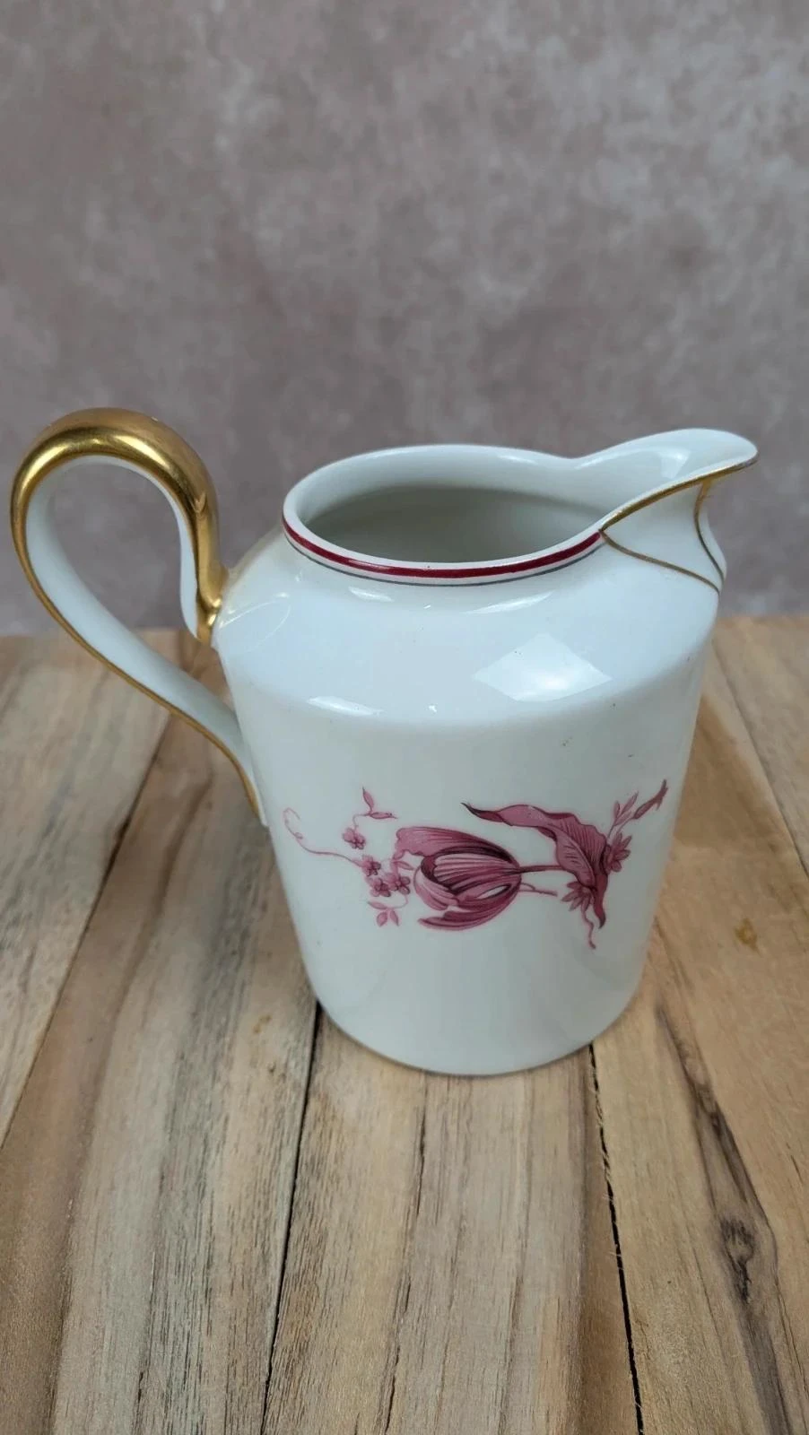 Petit pot à lait en porcelaine de Limoges B&c décor floral rose – photo 4